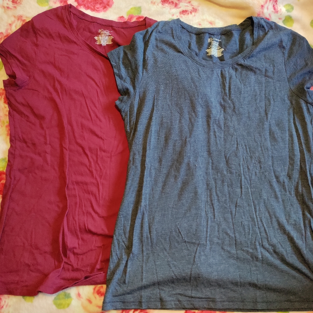 2 No Boundaries T-shirts